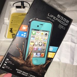 lifeproof phone case // iphone 4+ & 4S
